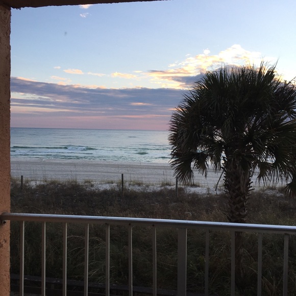 Meet your Posher, Sarah - Picture 7 of 9